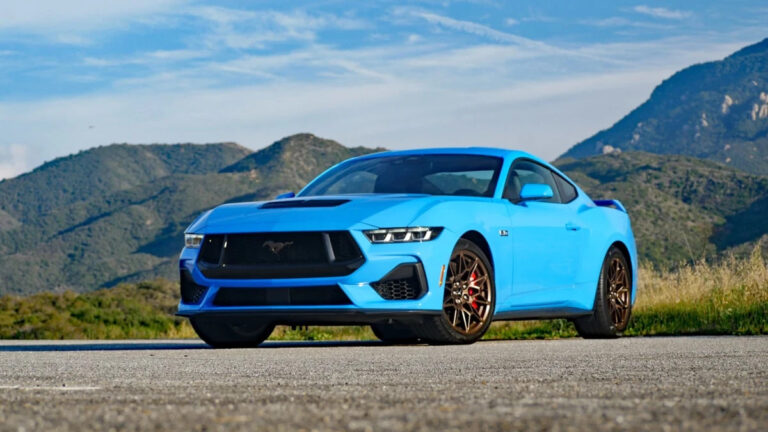 2024 Ford Mustang GT front three quarter low