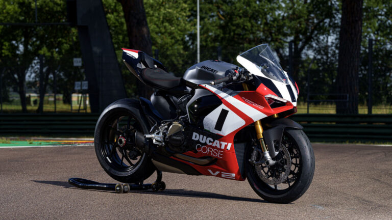 2025 ducati panigale v2 superquadro final edition 0011