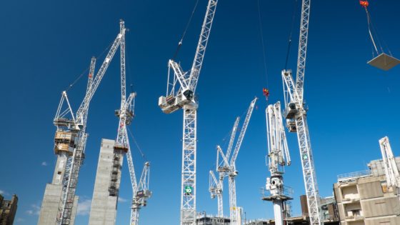 1732725392 cranes shutterstock edinburgh