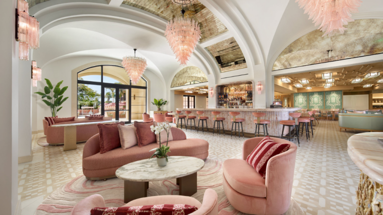 Palm Hotel
